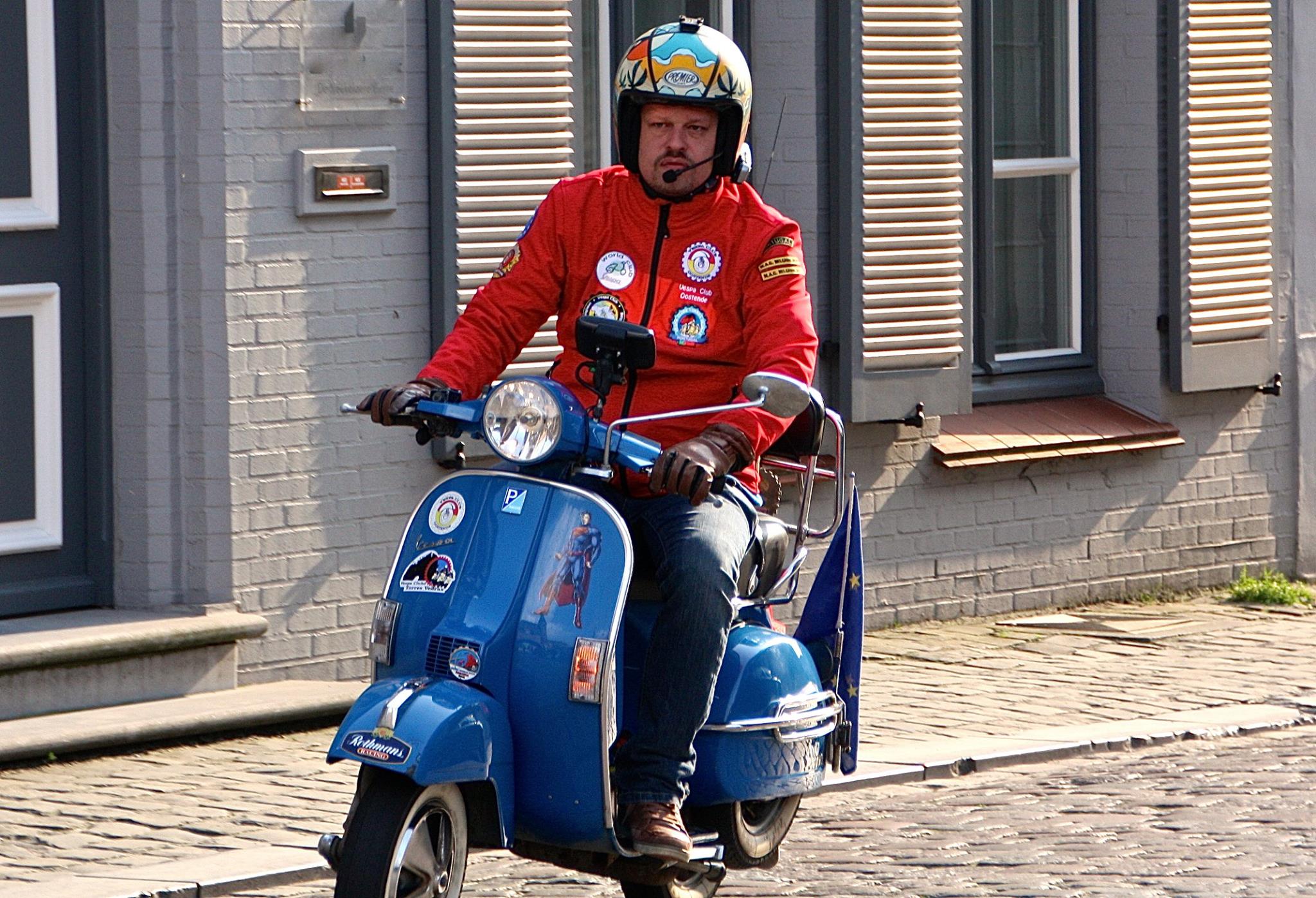 Aangekomen op het motortreffen voor het goede doel.